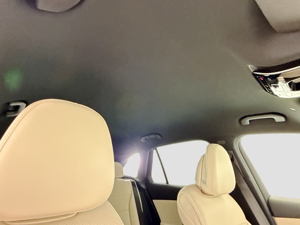 New 2026 Starling Blue Metallic Mercedes-Benz GLC 300 image 17