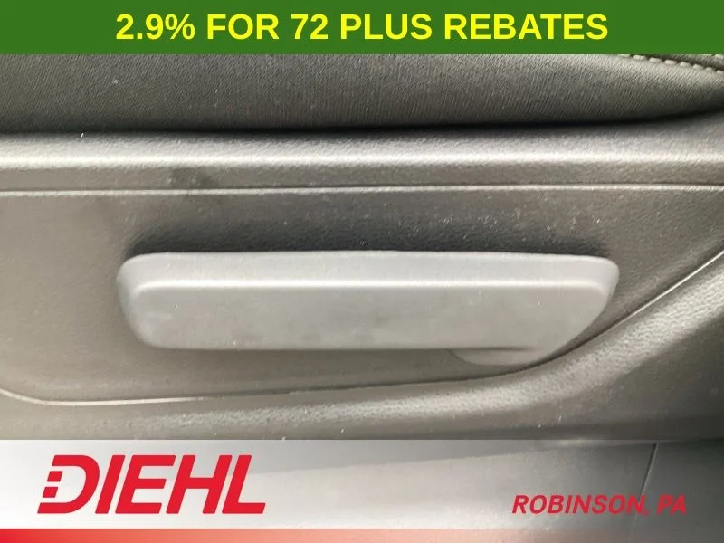 New 2026 Bright White Clear-Coat Exterior Paint RAM Tradesman image 22