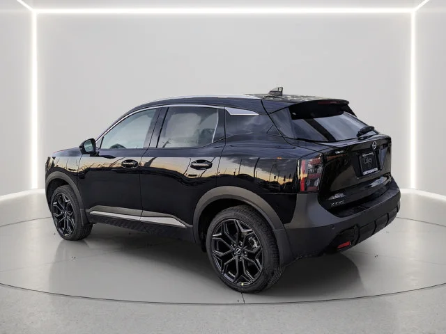 Used 2026 Black Nissan SR image 3