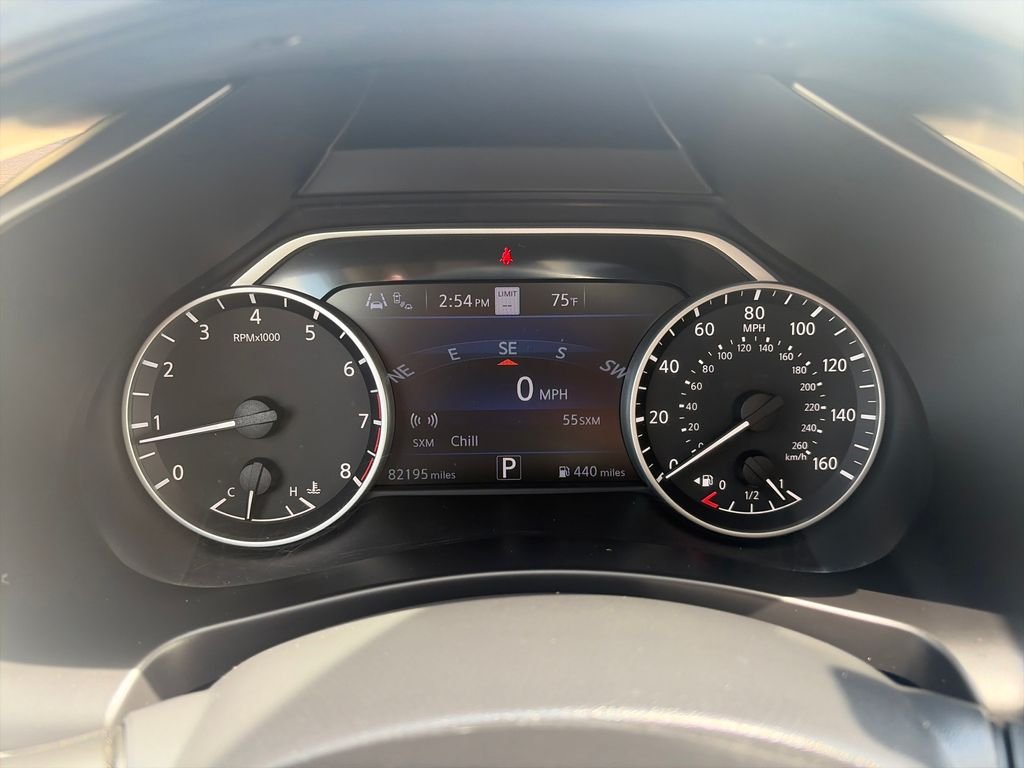 Used 2020 Cayenne Red Metallic Nissan Platinum image 16