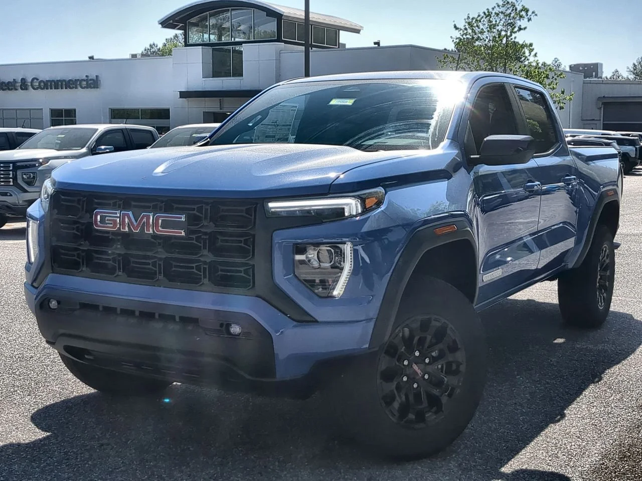2026 GMC Canyon 2WD Elevation Crew Cab Short Box's photo