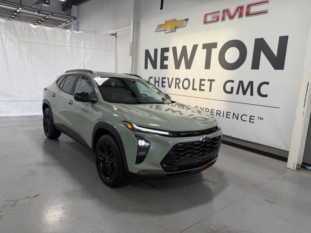 New 2026 Cacti Green Chevrolet ACTIV image 2