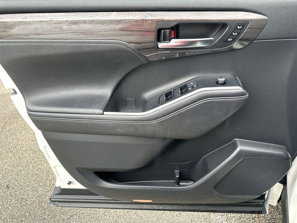 Used 2020 White Toyota Limited image 23