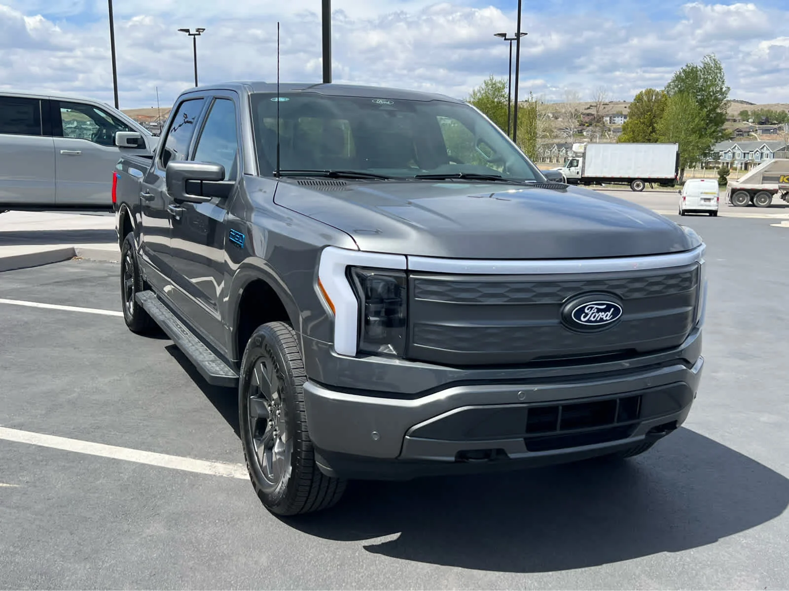 Used 2025 Light Blue Clearcoat Metallic Ford LARIAT image 4