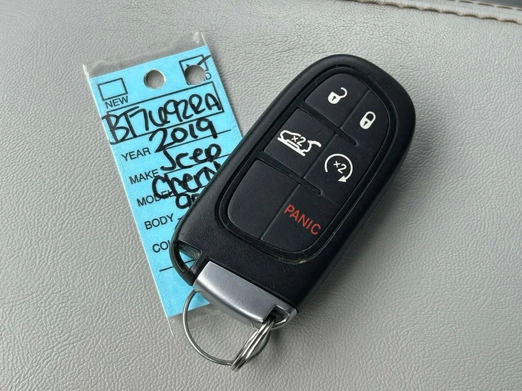 Used 2019 Red Jeep Limited image 50
