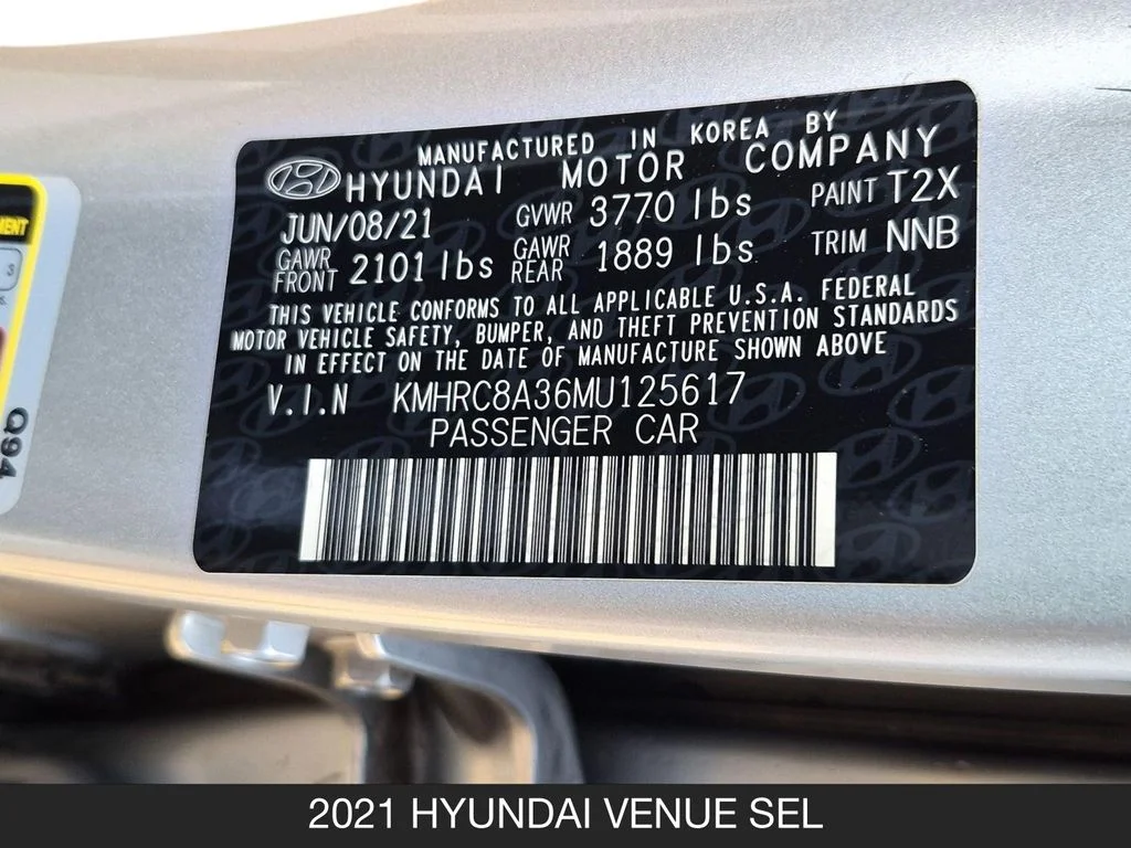 Used 2021 Silver Hyundai SEL image 24