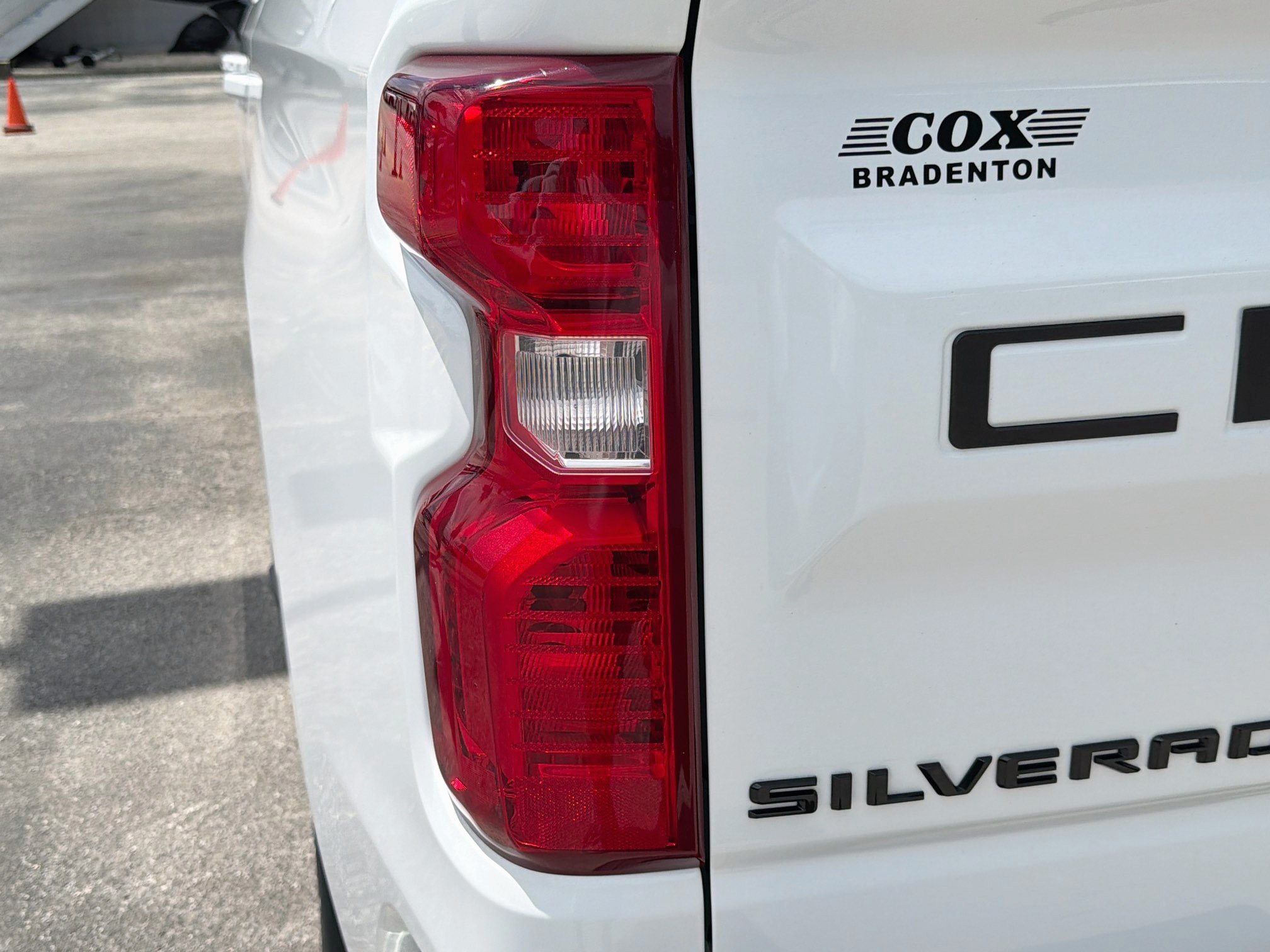 Used 2020 Summit White Chevrolet LT image 10