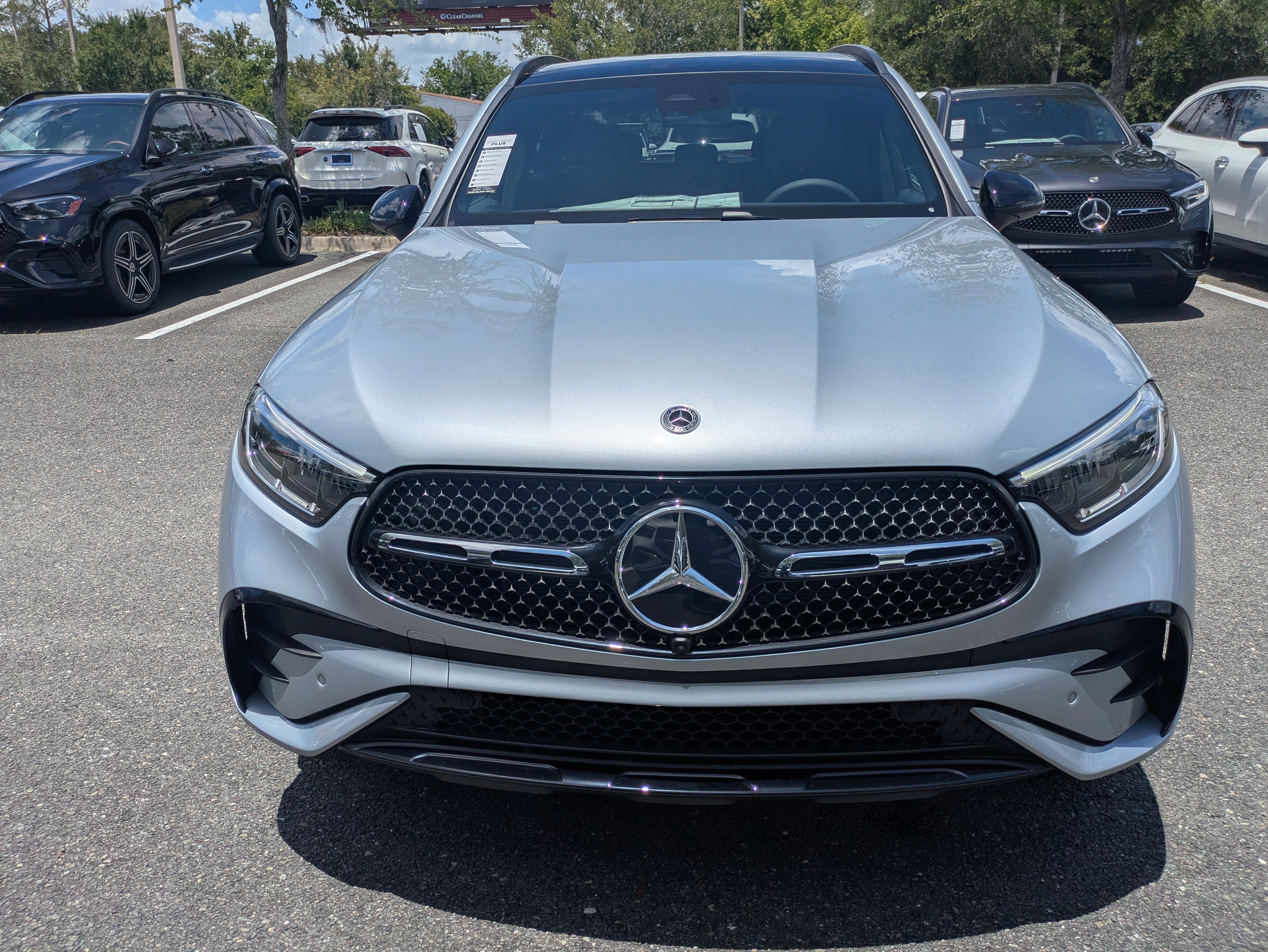 New 2026 Cirrus Silver Metallic Mercedes-Benz GLC 300 image 9
