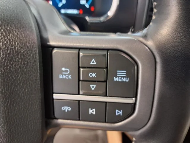 Used 2023 Gray Metallic Ford Lariat image 11