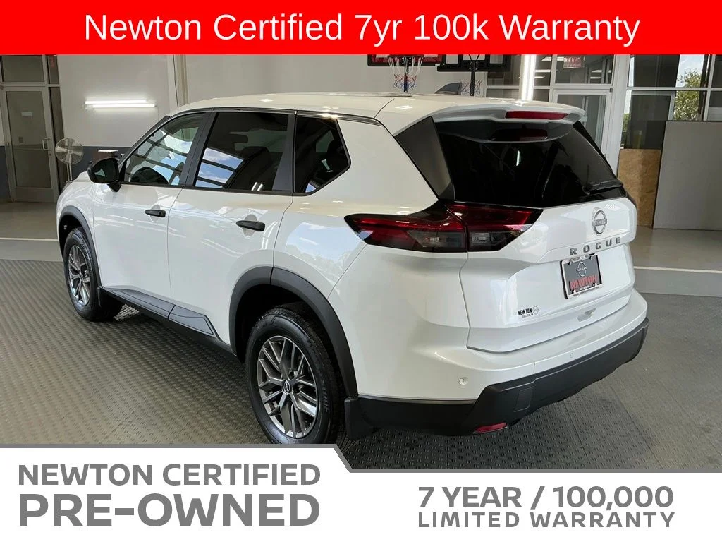 Certified Used 2025 Everest White Pearl Nissan S image 21