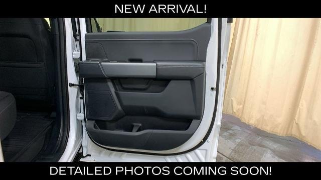 Certified Used 2025 Oxford White Ford XLT image 59