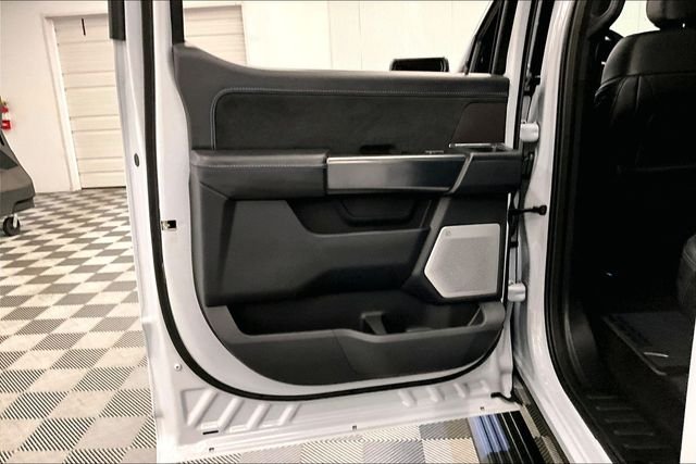 Used 2025 Space White Metallic Ford Platinum image 24
