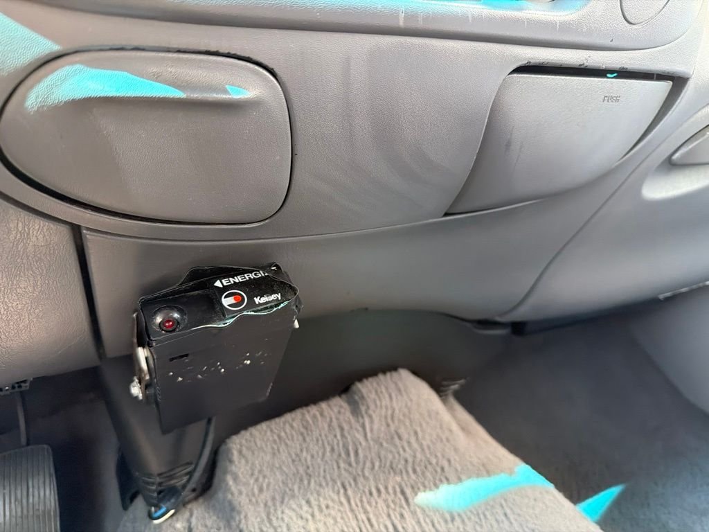 Used 2001  Ford XLT image 17