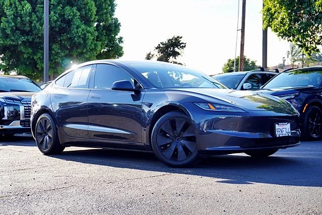 2025 Tesla Model 3 Long Range