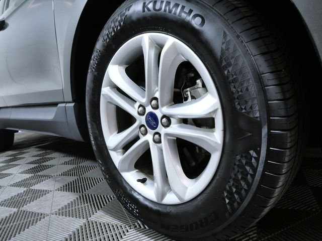 Certified Used 2019 Gray Ford SEL image 2