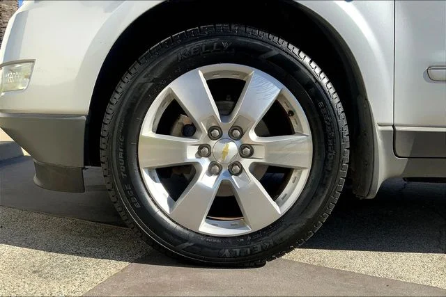 Used 2012 Silver Ice Metallic Chevrolet LTZ image 9