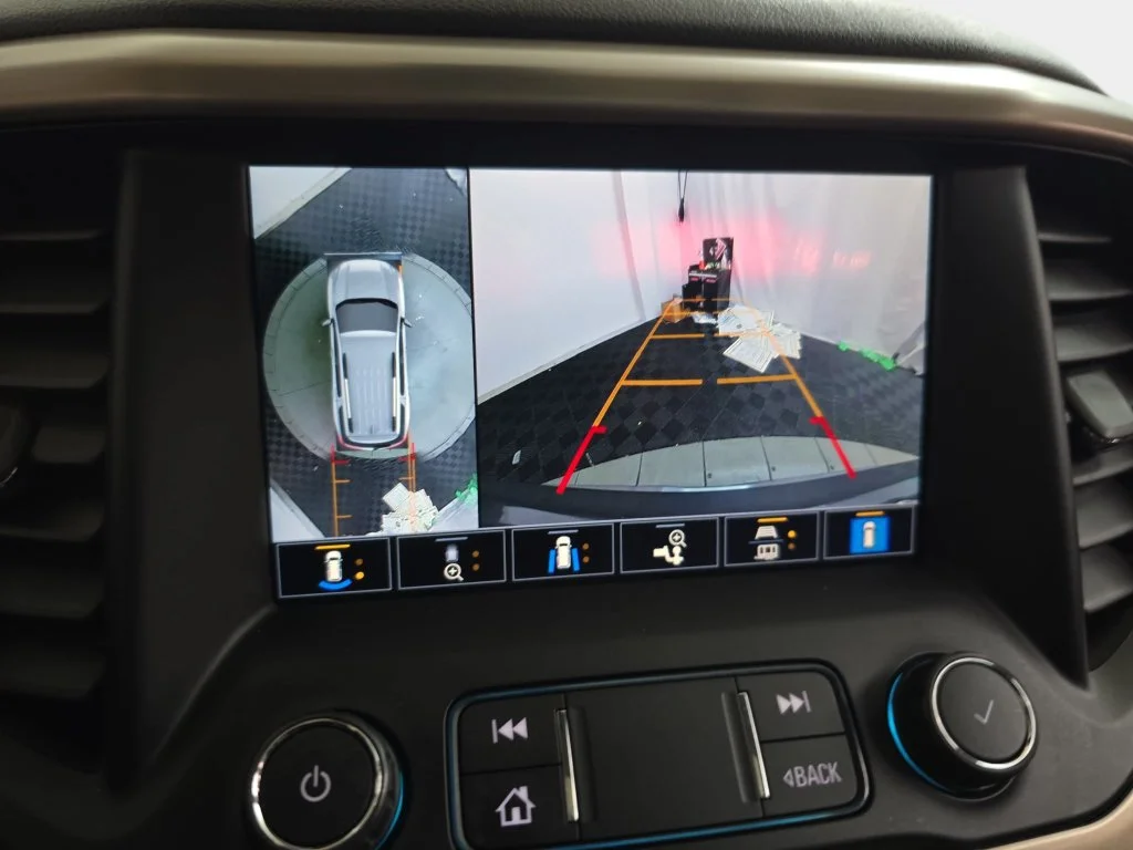 Used 2021 Gray GMC Denali image 25