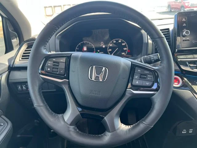 Used 2025 Red Honda Elite image 16