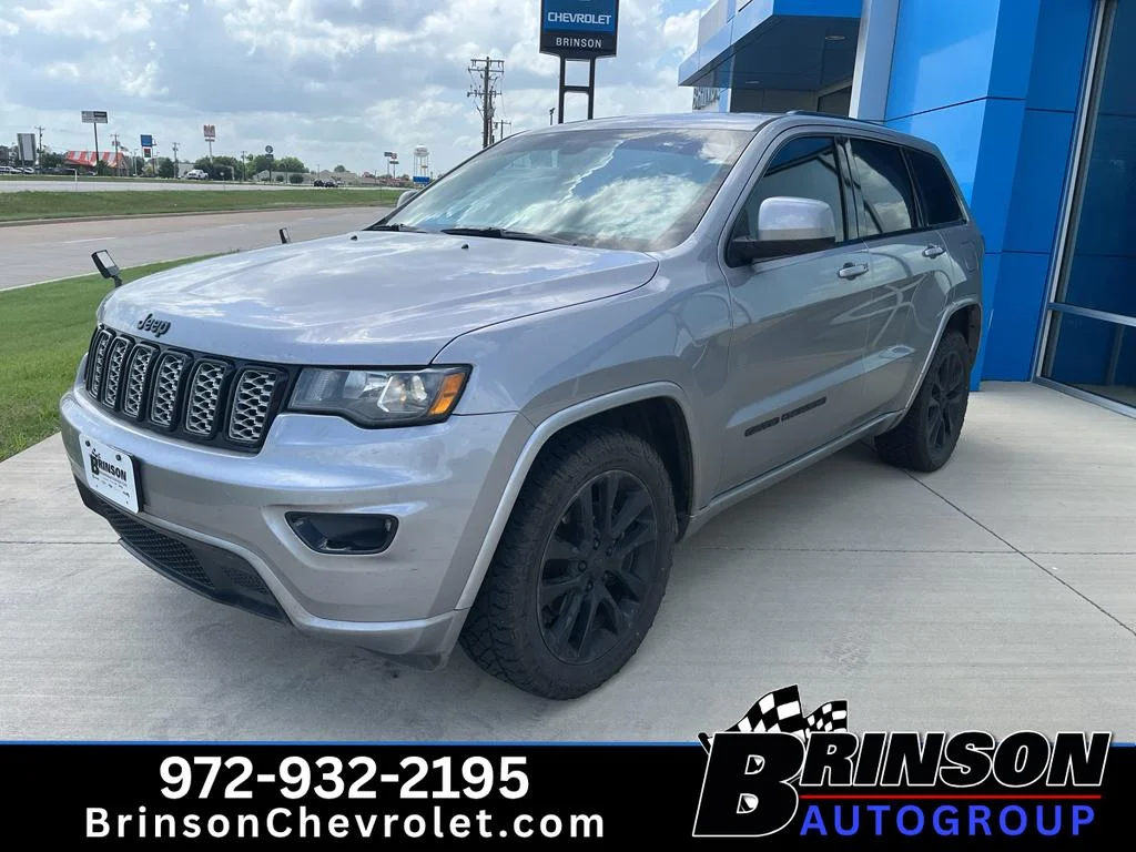 2017 Jeep Grand Cherokee Altitude 4WD's photo