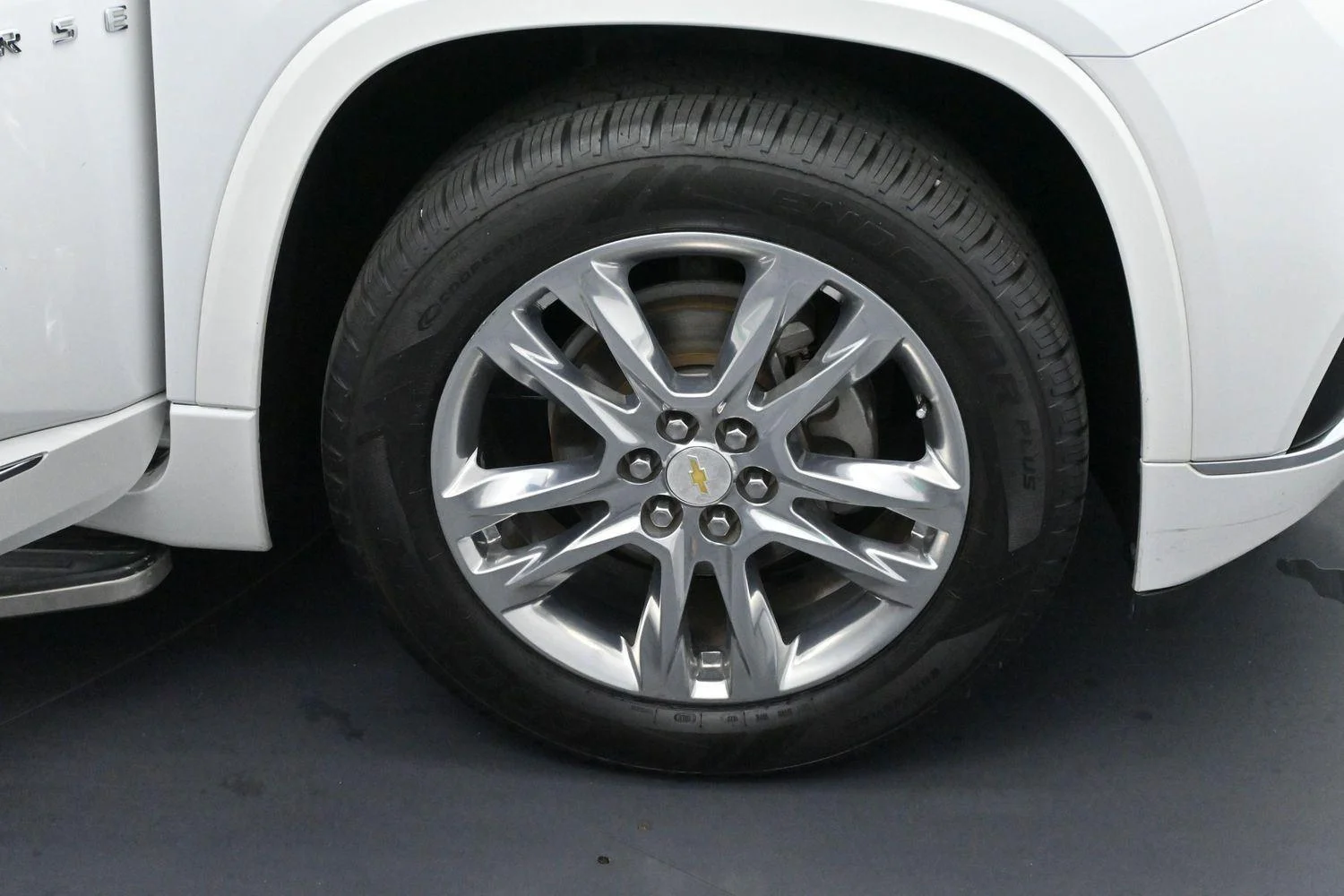 Used 2019 IRIDESCENT PEARL TRICOAT Chevrolet High Country image 42