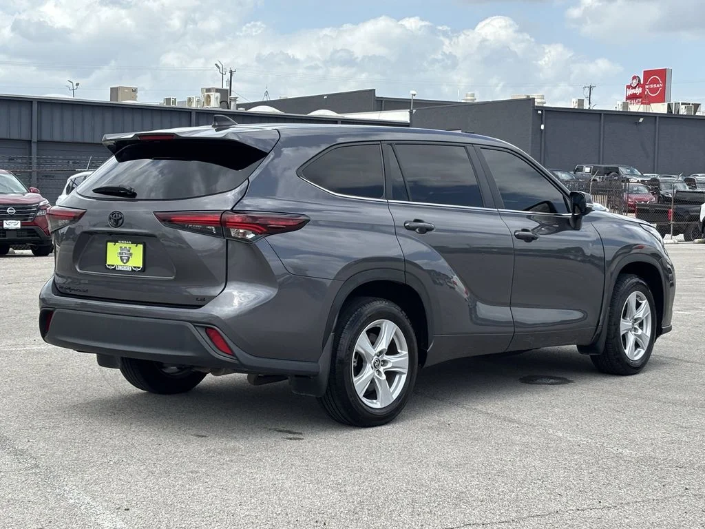 Used 2024 Gray Toyota LE image 3