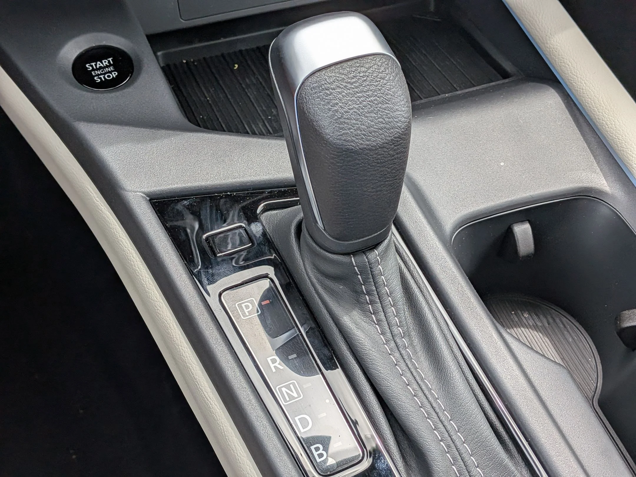 New 2026 Atlantic Gray Metallic Nissan SL image 20