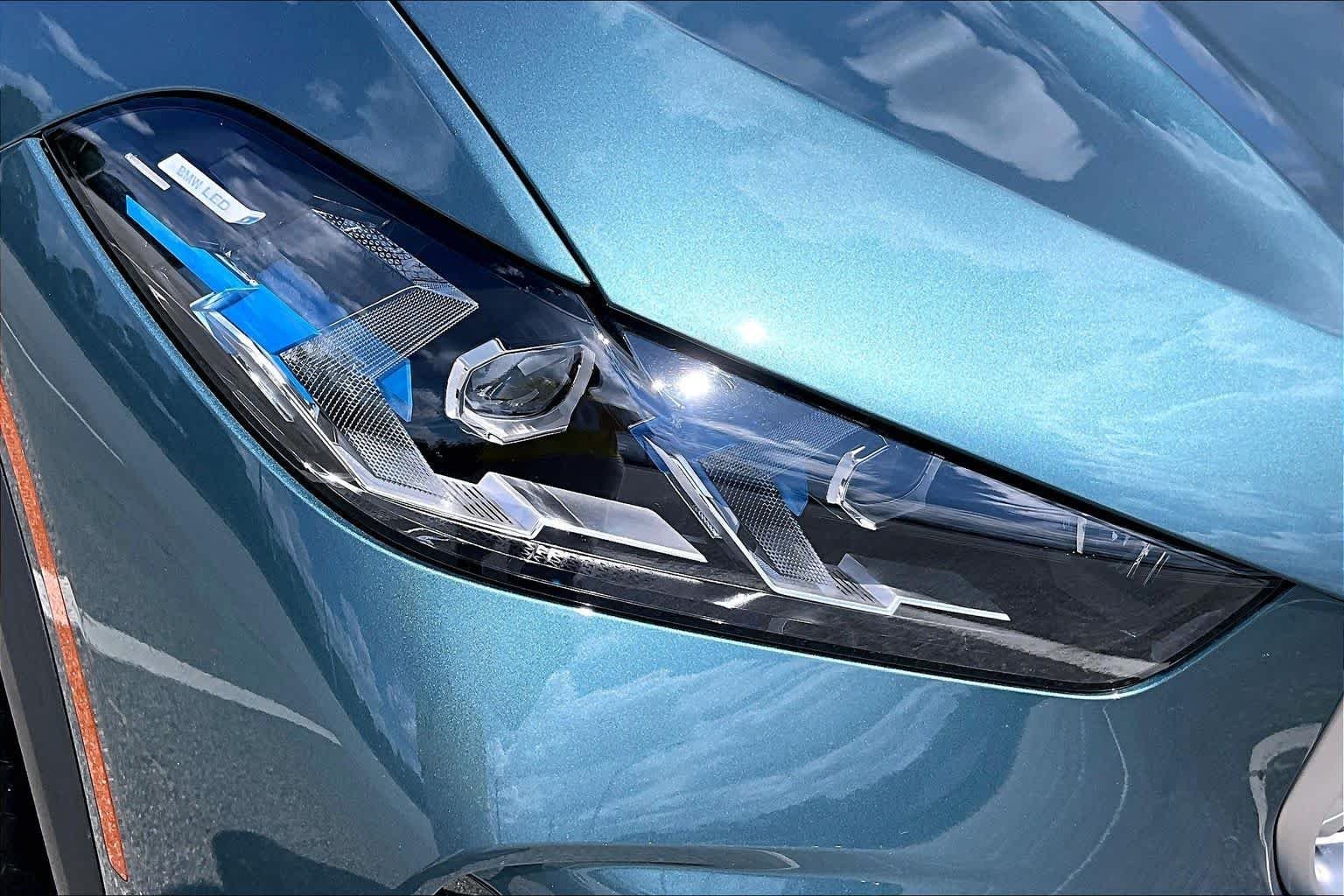 Used 2026 Blue Ridge Mountain Metallic BMW xDrive40i image 28