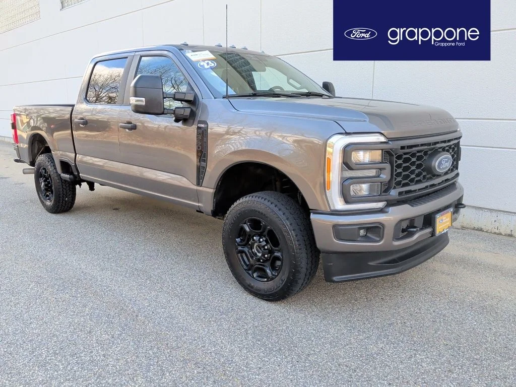 2023 Ford F-350 XL 4x4 Crew Cab 6-3/4' Box SRW's photo