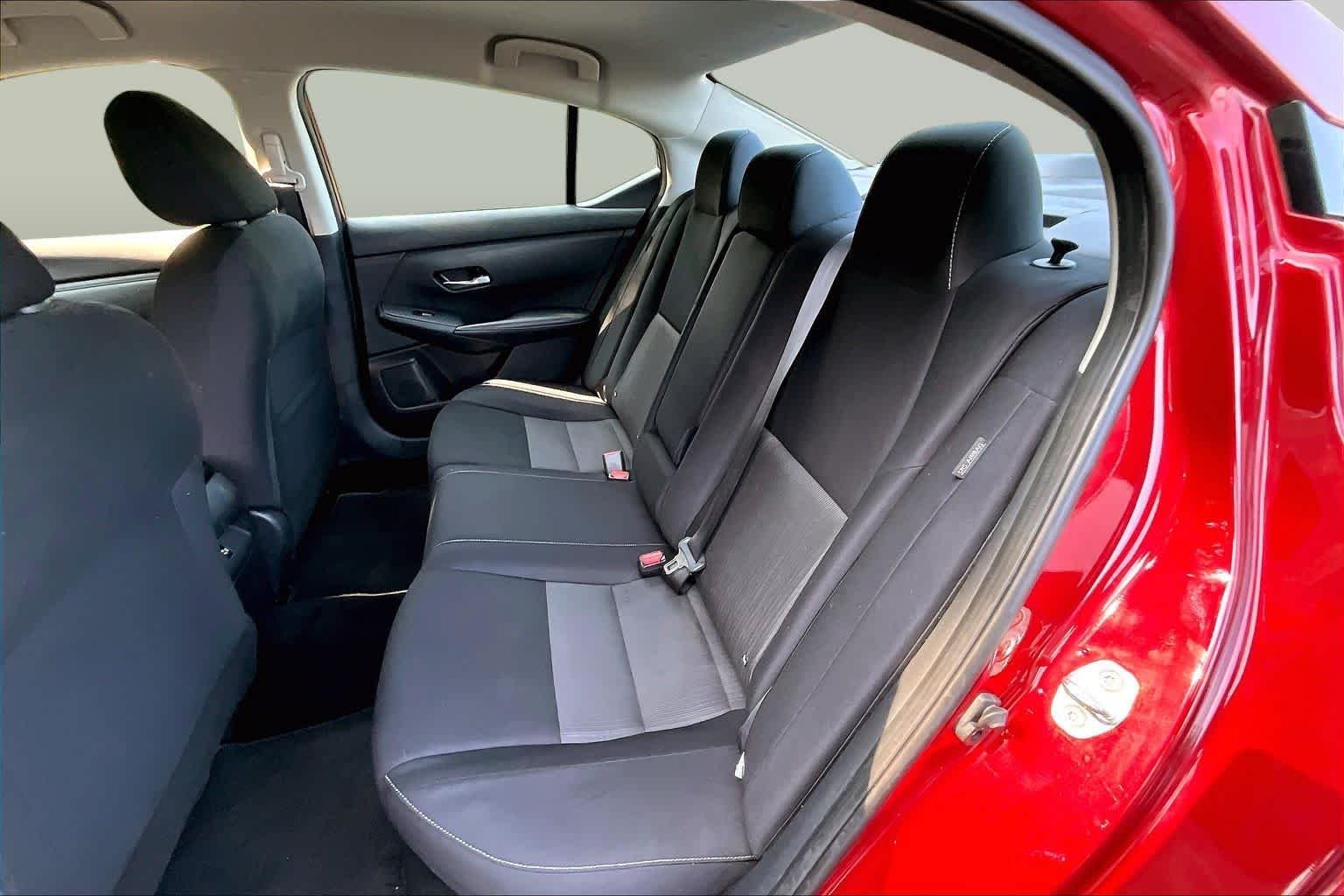 Used 2020 Scarlet Ember Tintcoat Nissan SV image 19