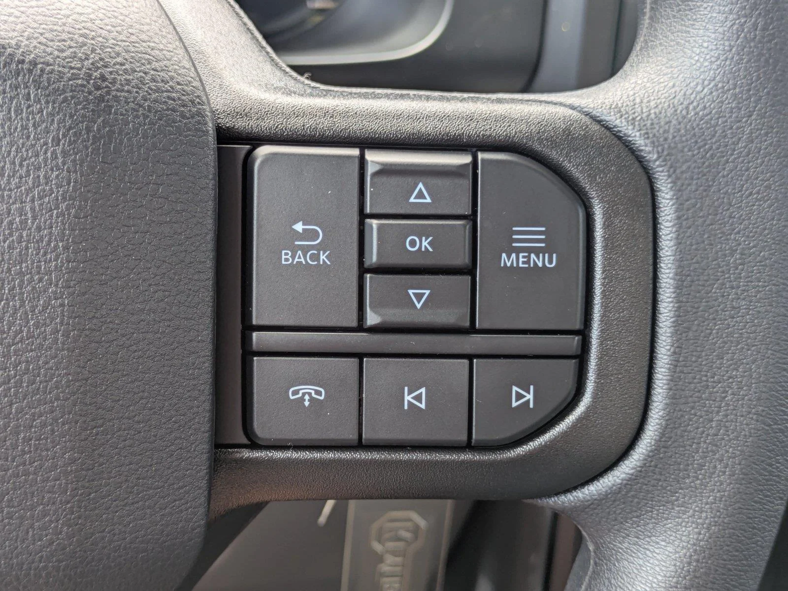 New 2026 Oxford White Ford F-250® XL image 30