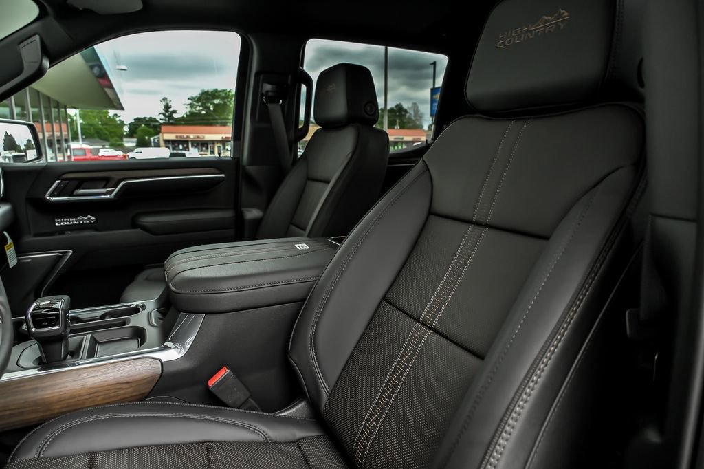 2026 Chevrolet Silverado 1500 High Country - Photo 12