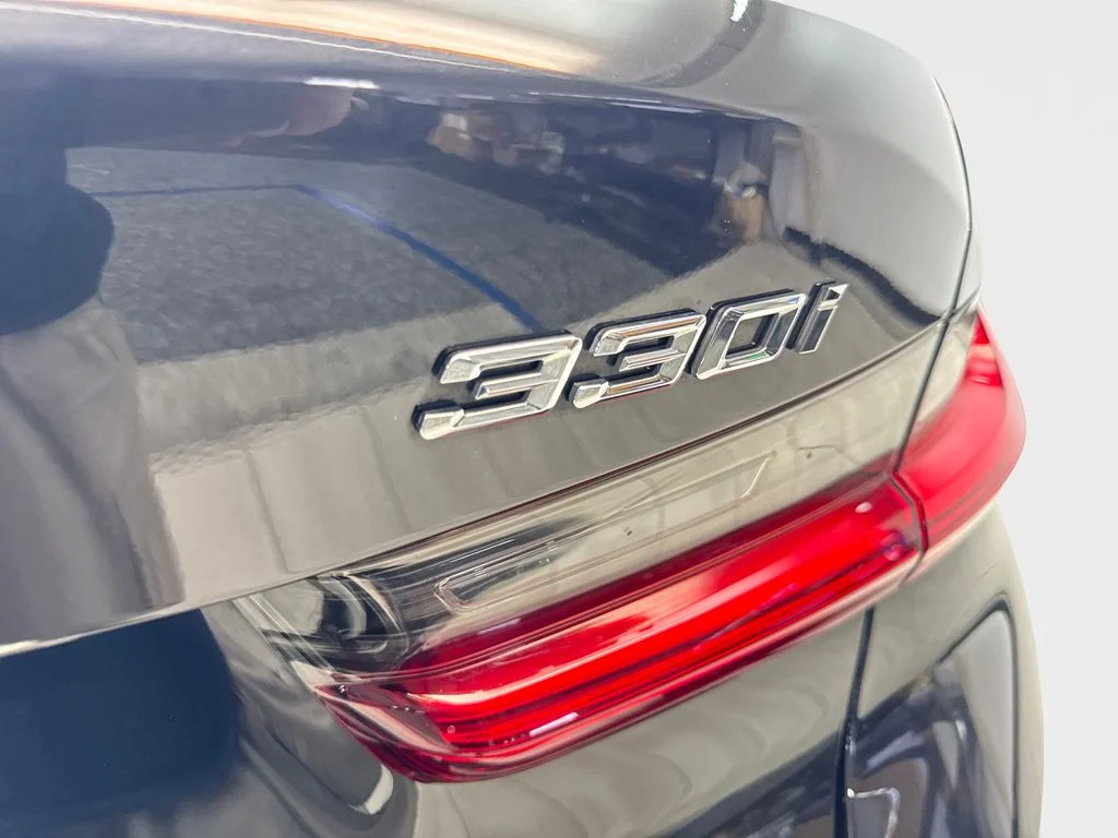 Used 2021 Black BMW 330i xDrive image 23