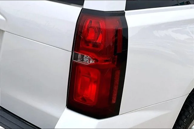 Used 2020 Beige Chevrolet Premier image 22