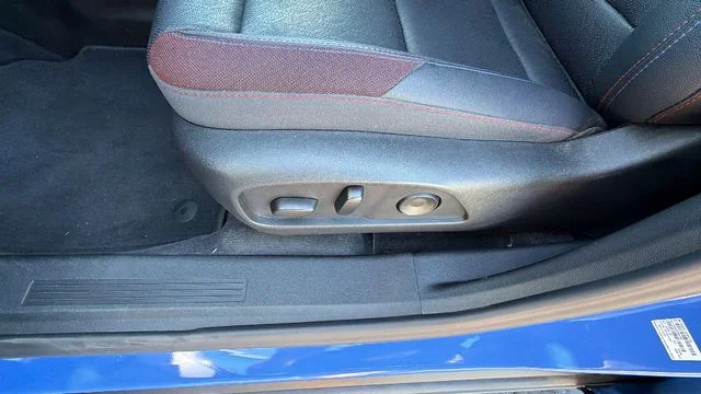2025 Chevrolet Equinox RS - Photo 21