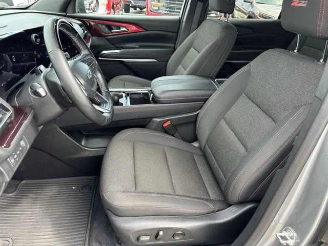 Used 2024 Gray Chevrolet Z71 image 21