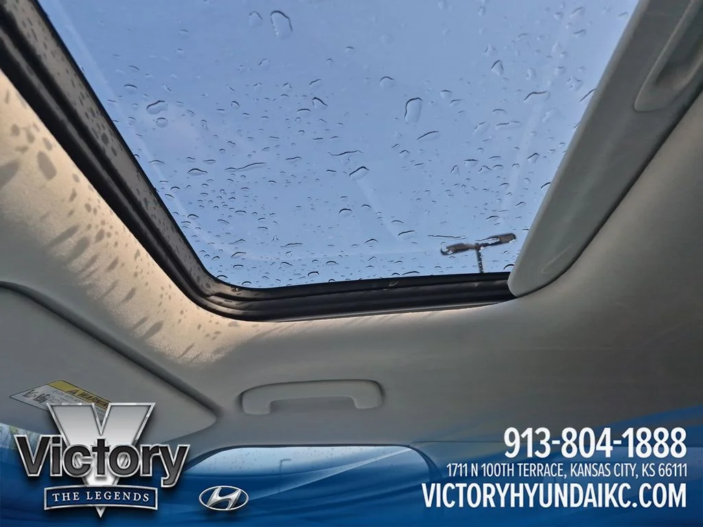 Used 2024 Black Hyundai Calligraphy image 21