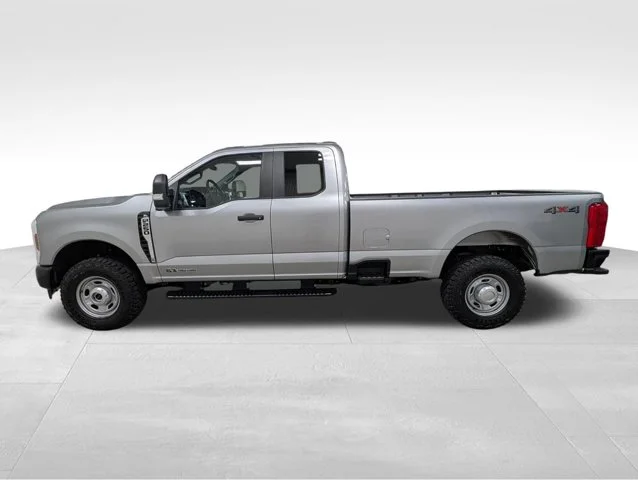 New 2026 Agate Black Metallic Ford F-250® XL image 33