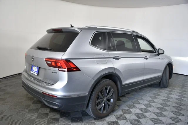 Used 2024 Silver Volkswagen 2.0T SE image 6