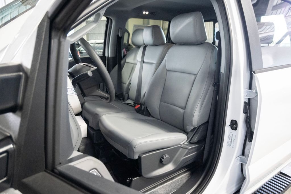 New 2026 Oxford White Ford XL image 10