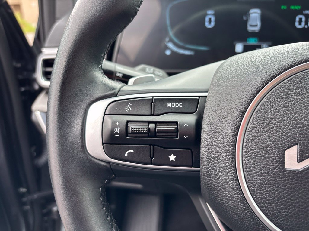 Used 2025 Gray Kia X-Line image 17