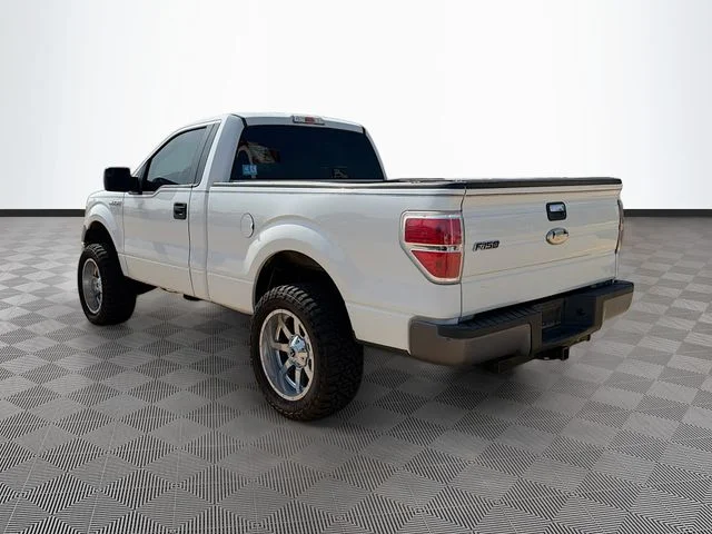 Used 2012 White Ford XL image 5