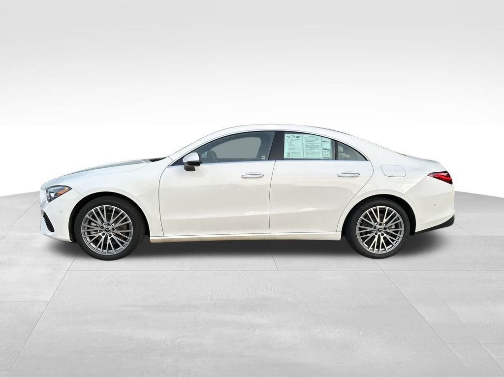 2025 Mercedes Benz CLA 250 4MATIC photo 2