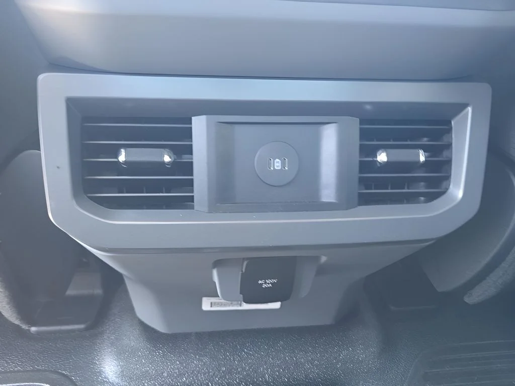 New 2026 Argon Blue Metallic Ford F-250® XLT image 32
