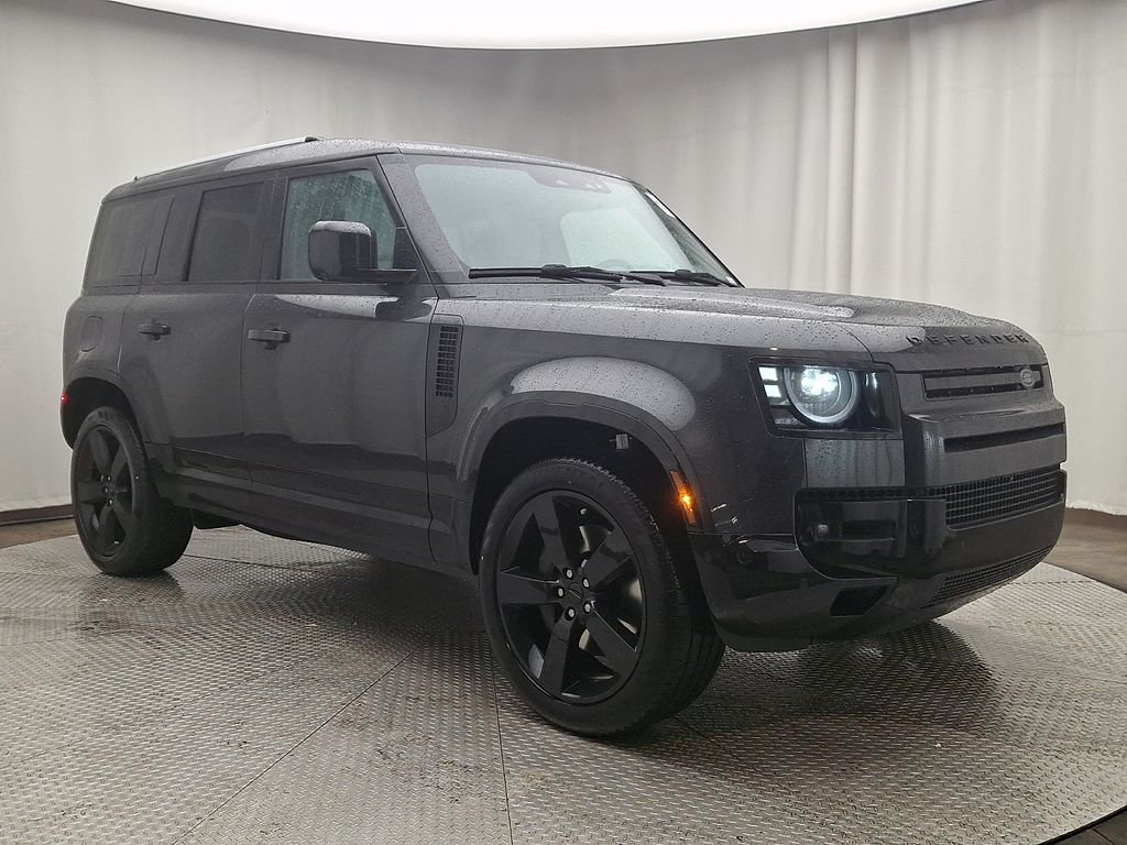 New 2026 Carpathian Grey Land Rover X-Dynamic SE image 2
