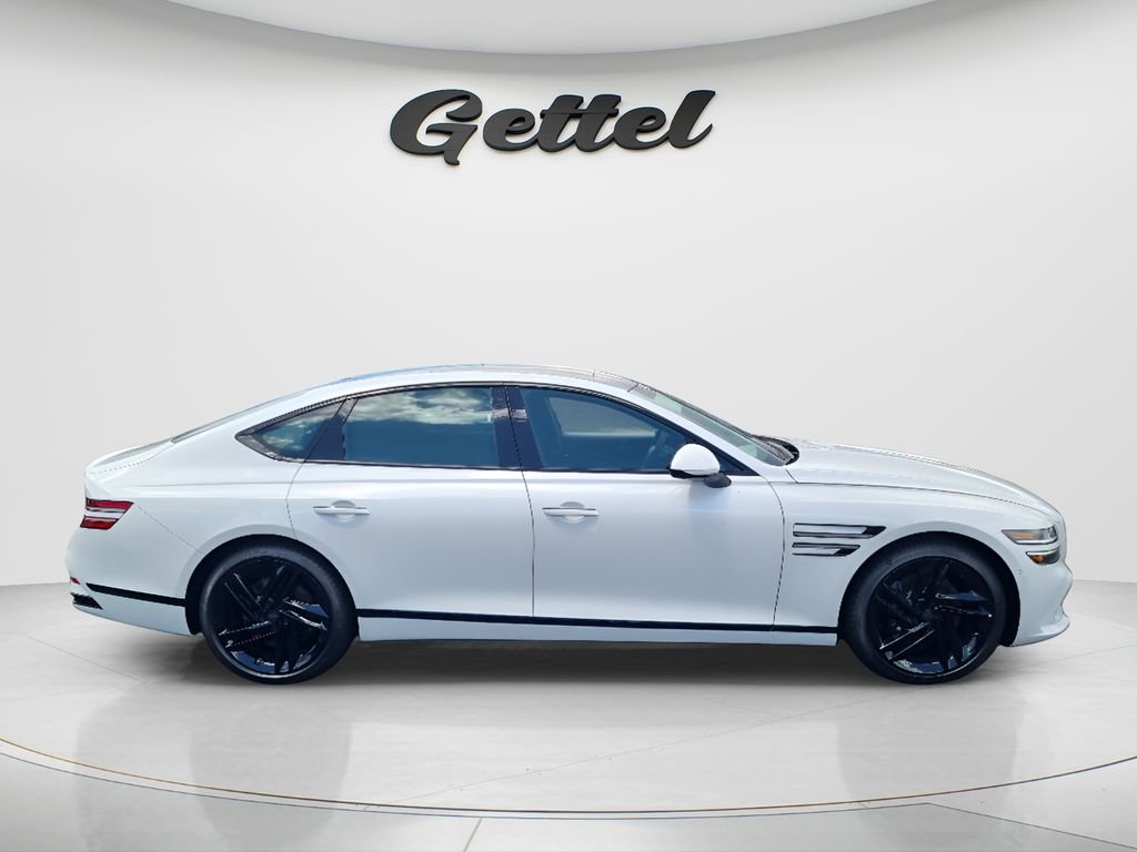 New 2027 White Genesis 3.5T PRESTIGE BLACK image 4