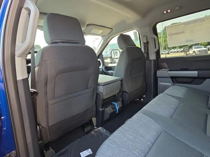 New 2026 Blue Ford XLT image 21