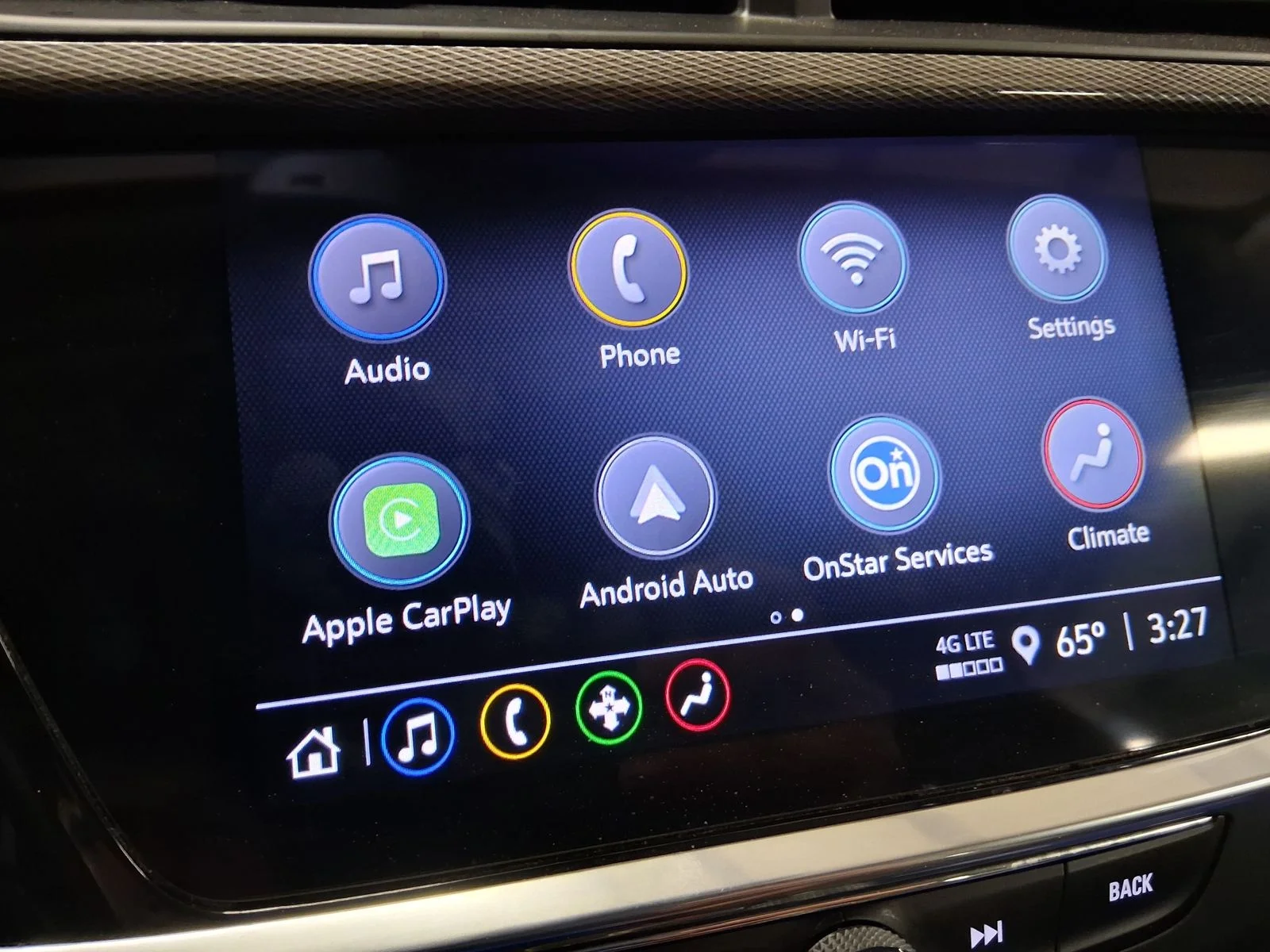 Used 2023 Black Buick Essence image 8