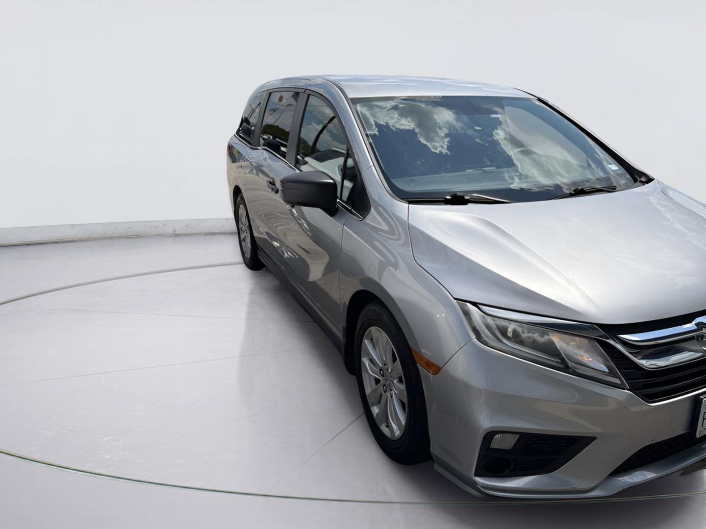 Used 2018 Silver Honda LX image 4
