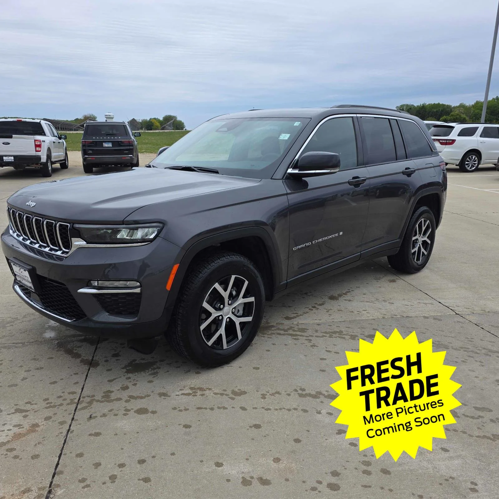 2025 Jeep Grand Cherokee Limited 4x4's photo