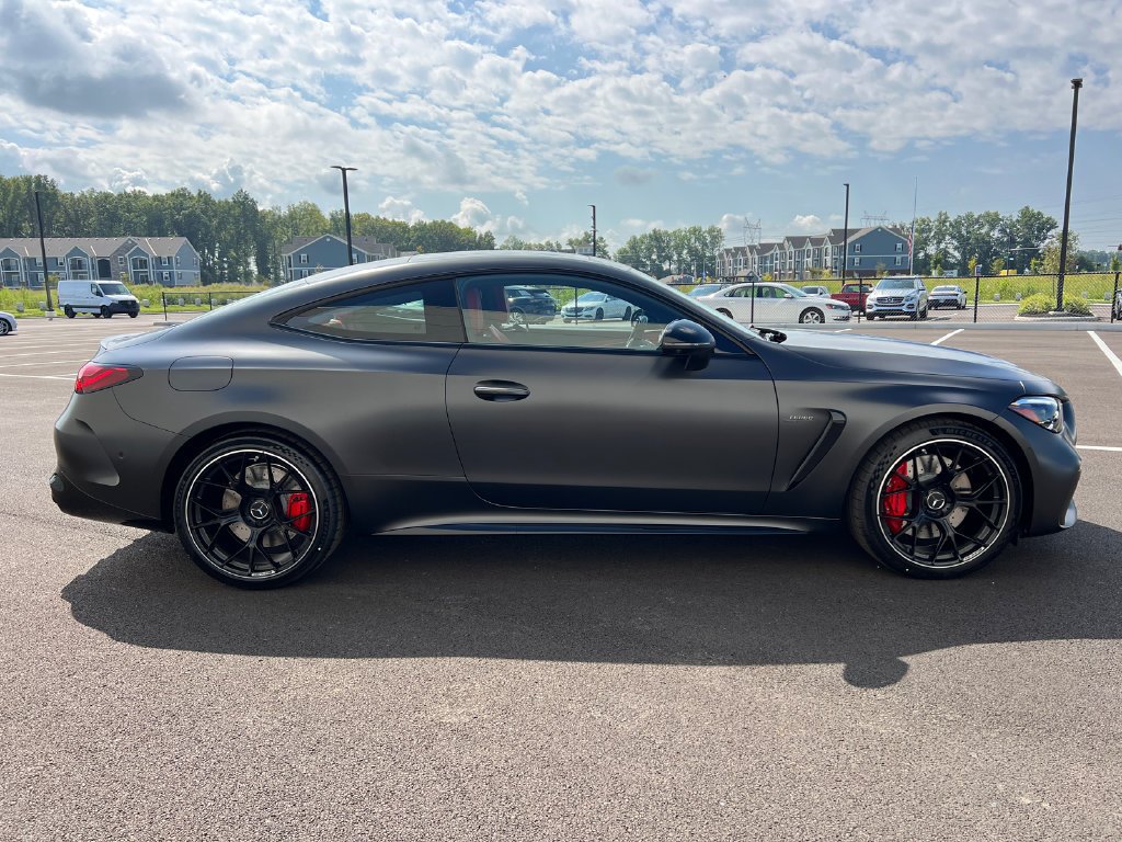 New 2027 MANUFAKTUR exclusive graphite grey magno Mercedes-Benz AMG® CLE 53 4MATIC+ Coupe image 46